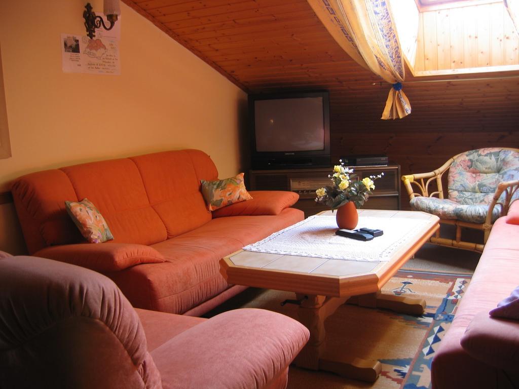 Haus Freitag Apartment Millstatt Phòng bức ảnh